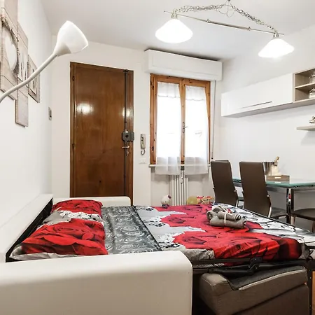 Apartment Benvenuti A Casa *