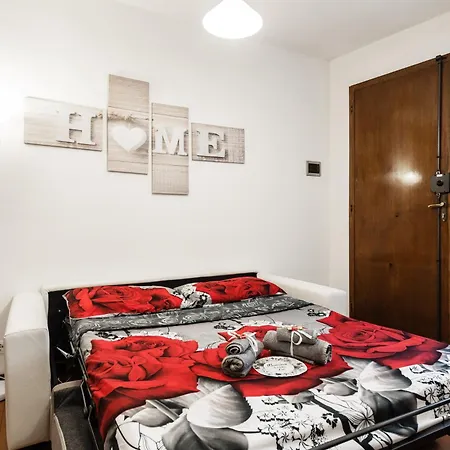 Benvenuti A Casa Apartment Pisa